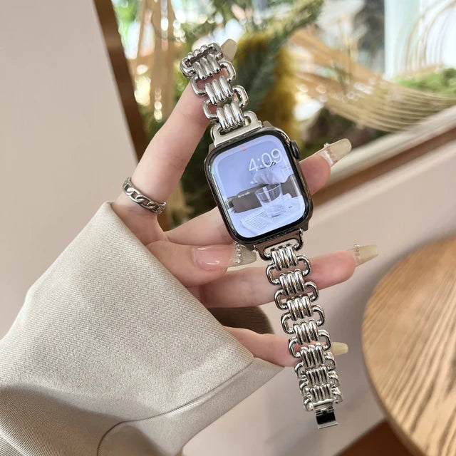 Luxury Metal Band For Apple Watch Ultra 38 40 41 42 45 44 49mm Hollow Zinc Alloy Bracelet Strap For iWatch Series 9 7 8 6 5 4 SE