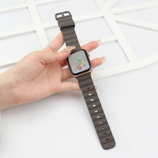 Silicone Strap For Apple Watch Band 9 8 7 41mm 45mm ultra 2 49mm 44mm 40mm 38 42mm sport wrist bracelet iwatch series 6 SE 5 4 3