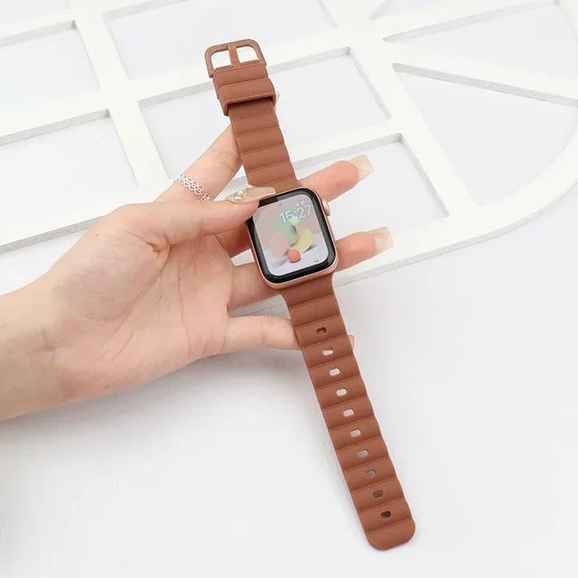 Silicone Strap For Apple Watch Band 9 8 7 41mm 45mm ultra 2 49mm 44mm 40mm 38 42mm sport wrist bracelet iwatch series 6 SE 5 4 3