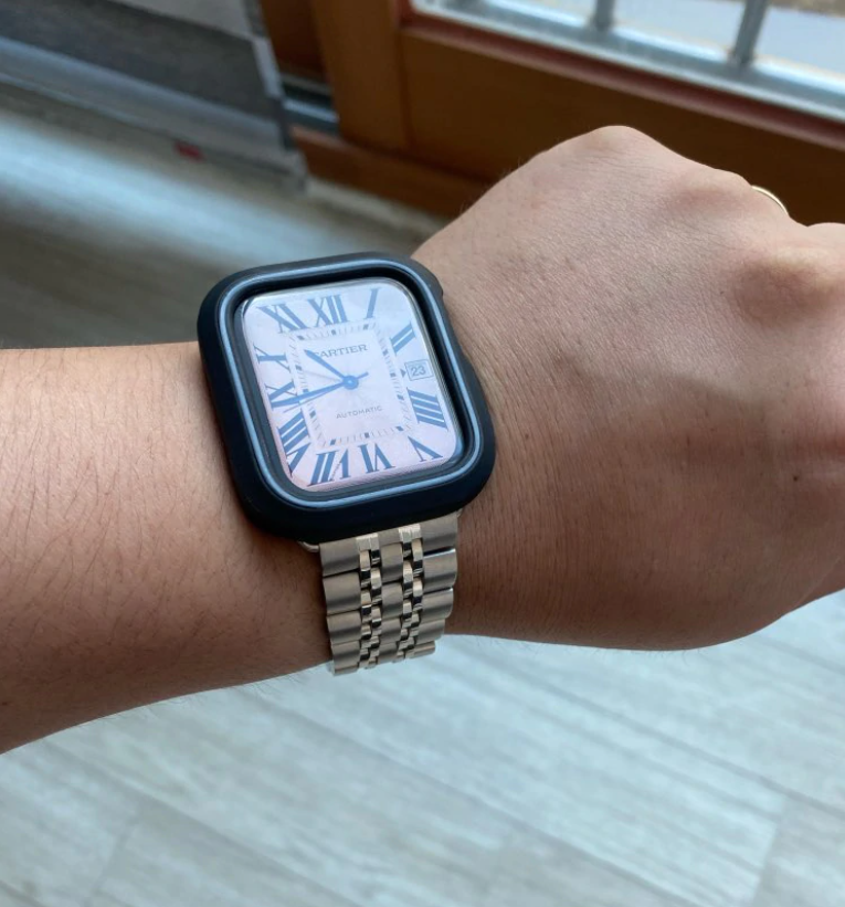 42mm apple watch on wrist hot sale