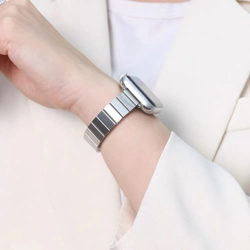 Luxury Women Thin Strap, Apple Watch Band Ultra 8 7 6 Slim Sports Loop