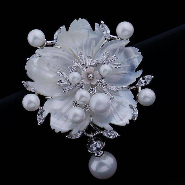 Brooches Cubic Zirconia Flower With Imitation Shell Pearl