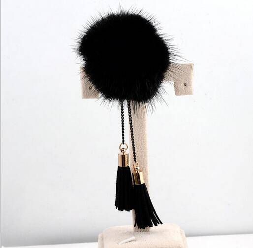 1PC Charm Fur Ball Brooch Chain Tassel Brooch Pins Gifts For Women Korean Piercing Lapel Pins And Brooches Collar Chic Jewelry