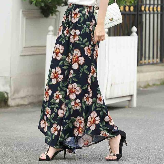 Plus Size Lace Up Floral Chiffon And Flare Pants Outfit [42% OFF]
