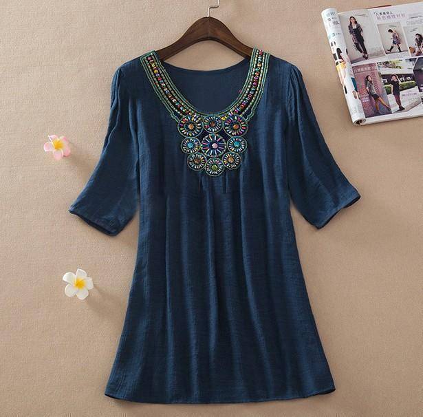 clothing dark blue / L (US 16-18) Plus Size - Floral Embroidery Loose Blouse (US 16-24)