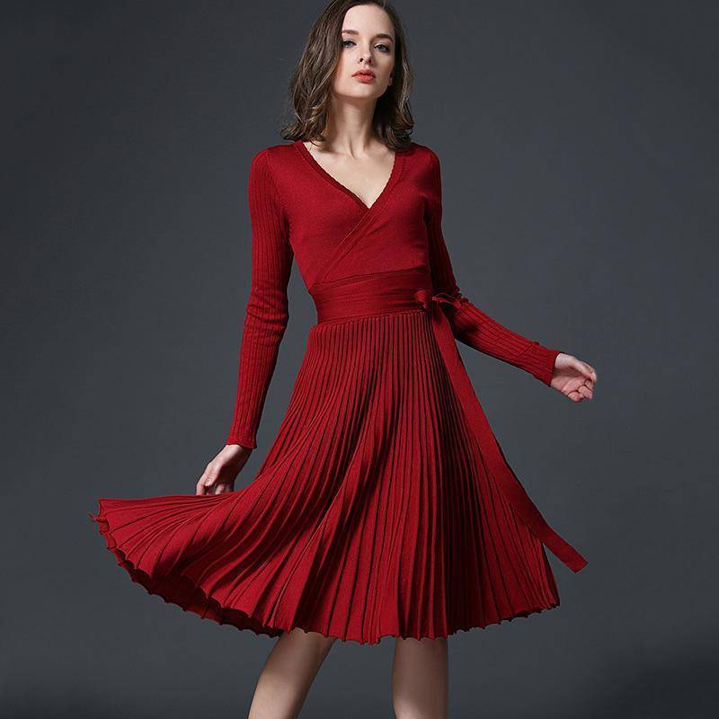 Clothing Dark Red Decorative Sashes V-Neck Solid Vintage (US 8-10)