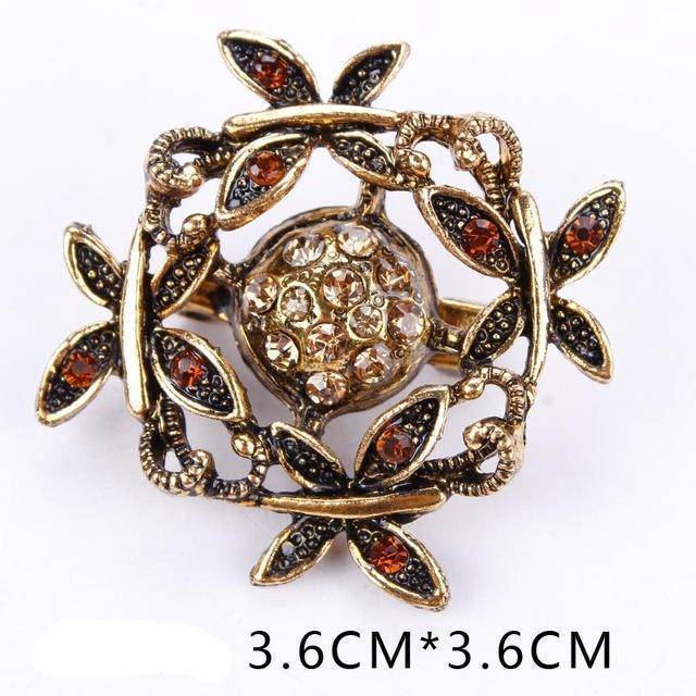 jewelry 5464 Vintage Gold Crystal  Antique Brooch Pins