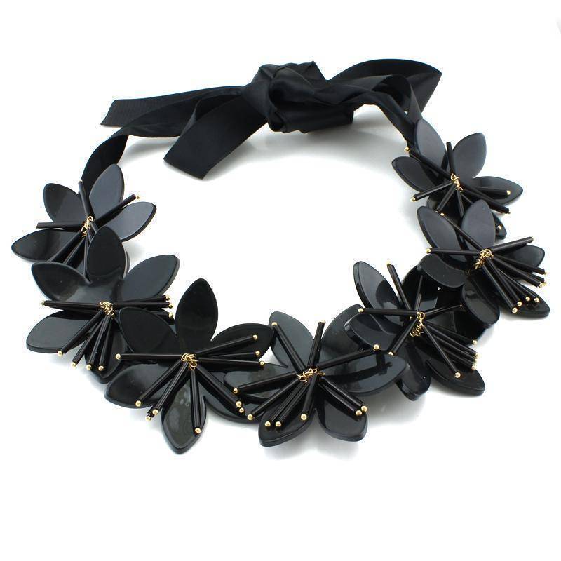 jewelry Black Acrylic Flowers Statement Necklace