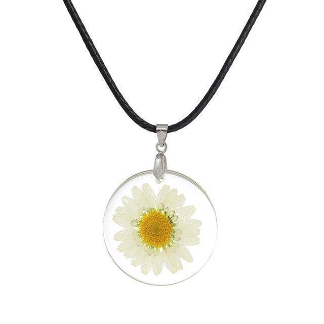 Free!! Just Pay $5.95 For Shipping  Sale - Handmade Boho Resin Dried Flower Daisy Necklace  45cm - www.Nuroco.com