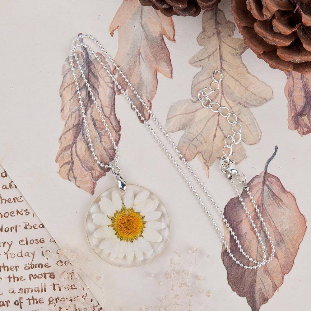jewelry Free!! Just Pay $5.95 For Shipping  Sale - Handmade Boho Resin Dried Flower Daisy Necklace  45cm