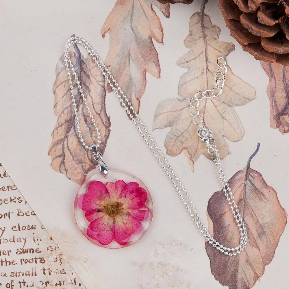 DRIED WHITE FLOWER Necklace Bronze Ivory Pansy Dry Flower -  Canada