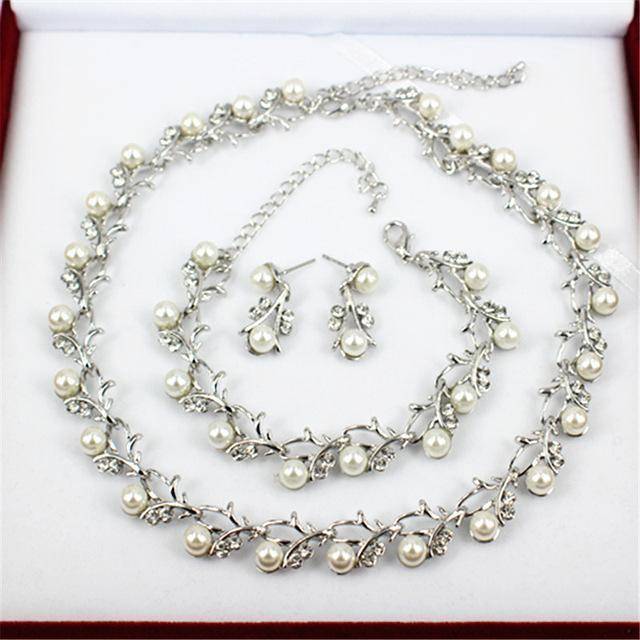 Jewelry Set 5 Classic Crystal Pearl necklace jewelry set