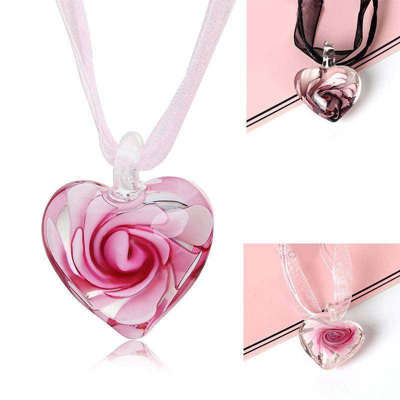 Necklaces Handmade Luxury Love Heart Necklace Glass Blown Flower Inlaid Spiral Ribbon