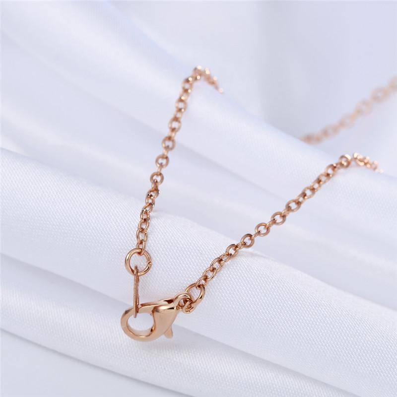 Fashion New Choker Design Leaf Pendant Female Gift Jewelry Simple Necklace  Cute Attractive Zincalloy Gold Plated Necklace - Buy Leaf Pendant