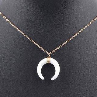 necklaces Style2 Gold Vintage Acrylic Ox Horn Moon Choker Bohemian Necklace