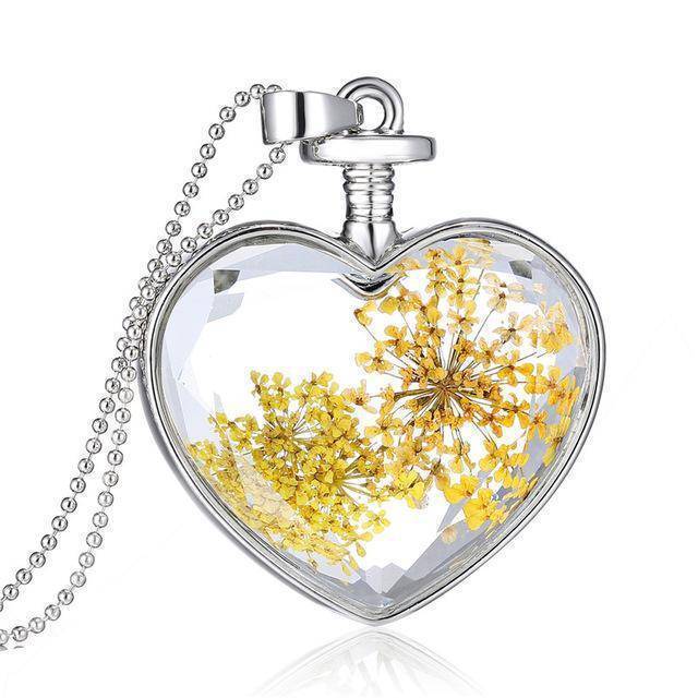 necklaces WG1379 Dried Flowers Vintage Long Chain Crystal Heart Pendant Necklace
