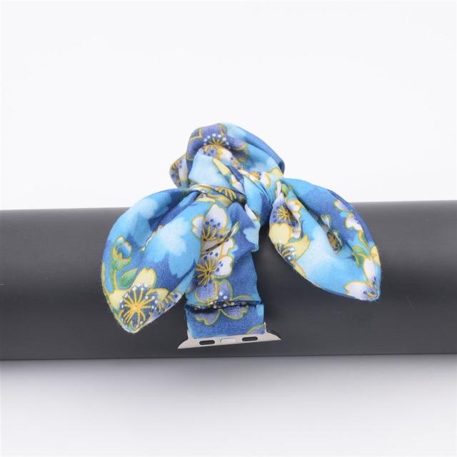 Watchbands blue flower / 38mm /40mm Black white flowers, beautiful floral pattern for her, girls, ladies, women apple watch band straps 38 40 42 44 mm series 5 4 3 2 1